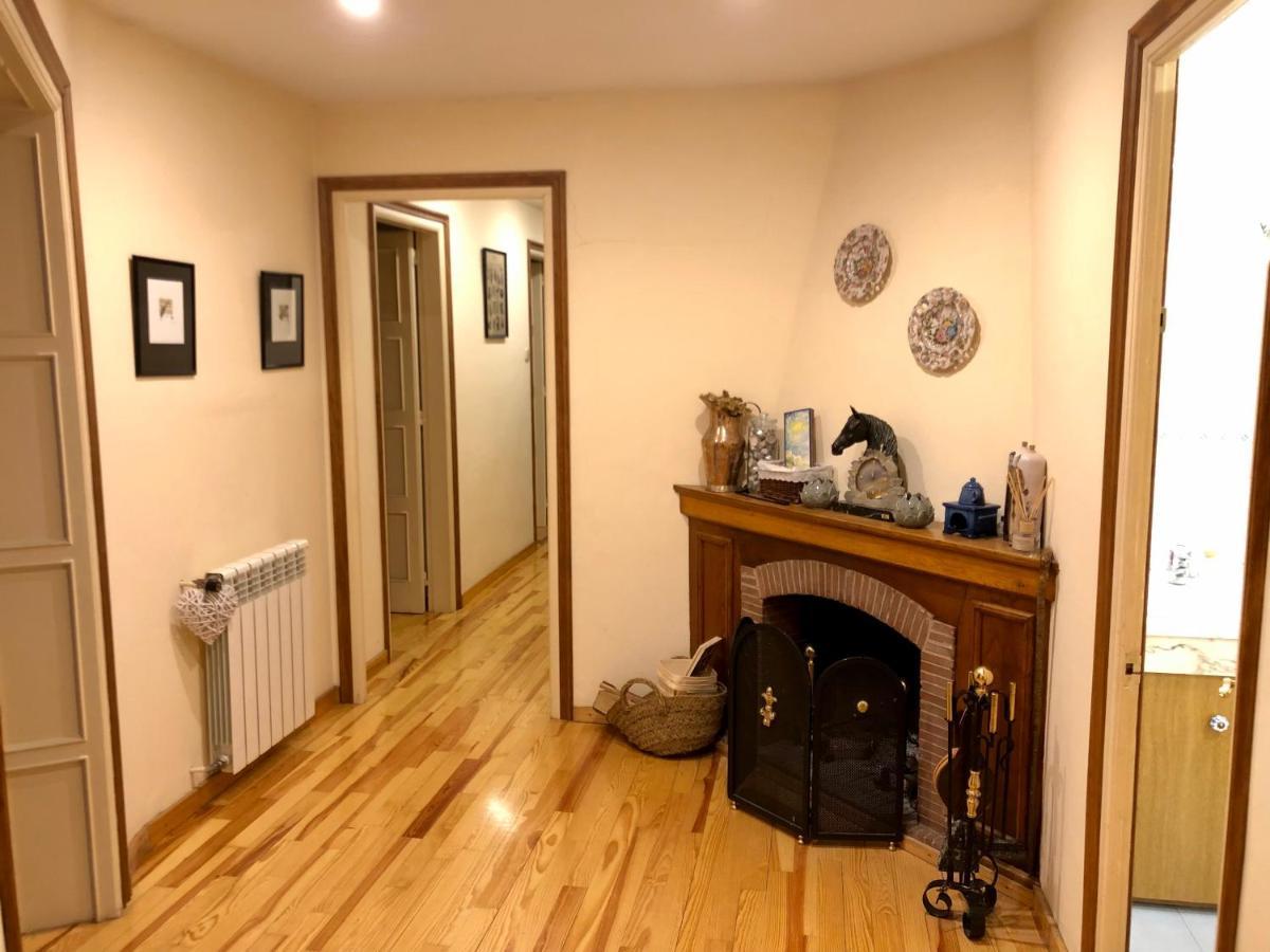 Maison Biscuit. Apartament A La Placa De La Vila Camprodon Εξωτερικό φωτογραφία